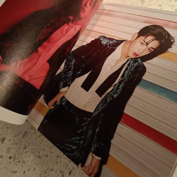 🎵SuperM The 1st Mini Album 'SuperM' LUCAS Ver. Kpop Music - Picture 6 of 8